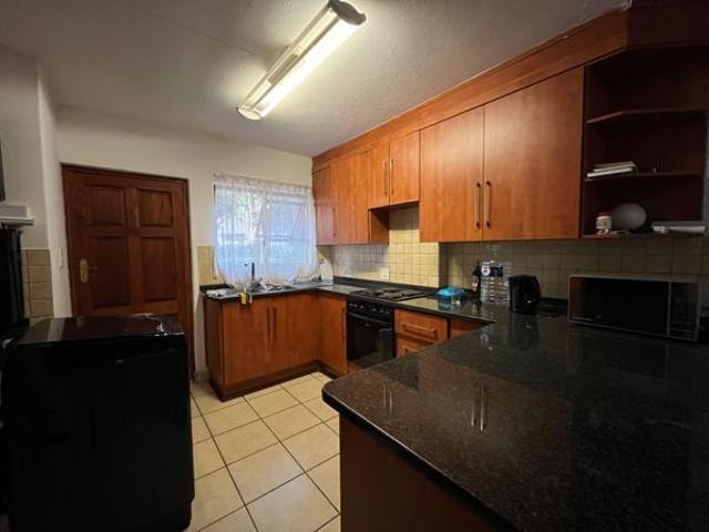 2 Bedroom Townhouse in Bendor Park
