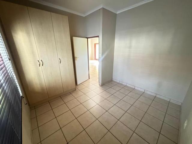 2 Bedroom Townhouse in Bendor Park