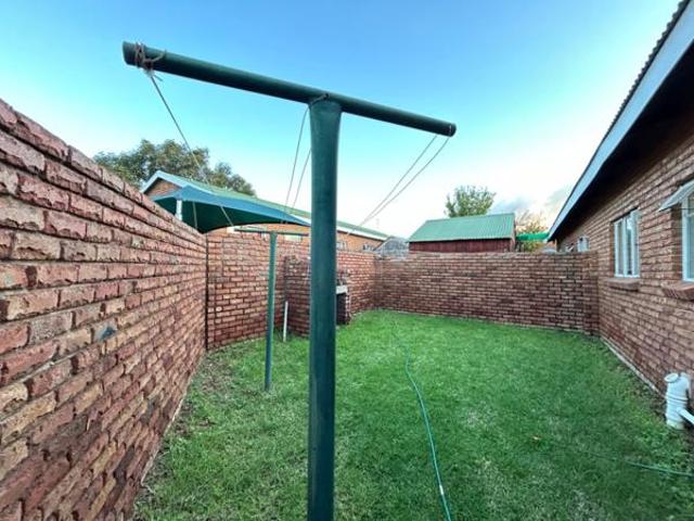 2 Bedroom Townhouse in Bendor Park