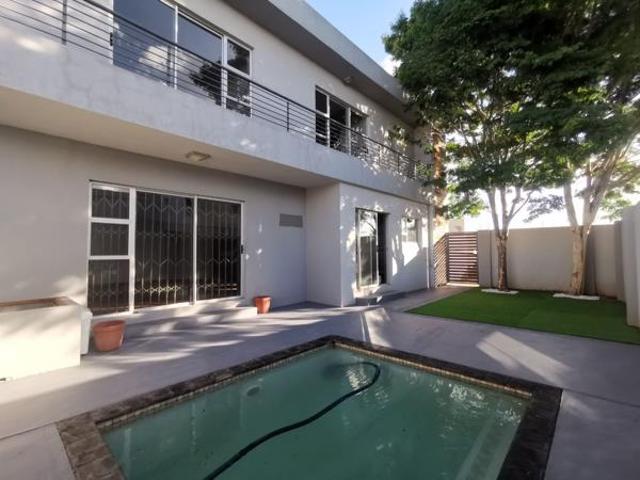 2 Bedroom Townhouse in Bendor Park
