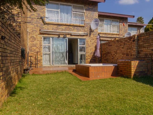 2 Bedroom Townhouse in Blackheath