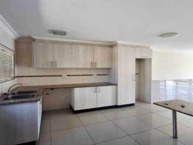 2 Bedroom Townhouse in Bluff