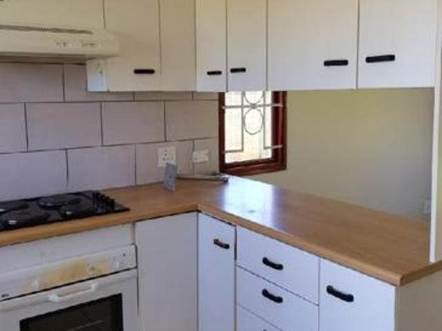 2 Bedroom Townhouse in Brentwood Park