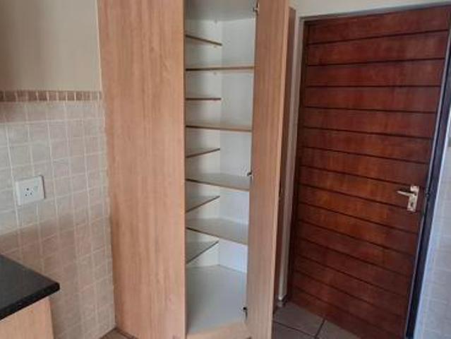 2 Bedroom Townhouse in Brentwood Park