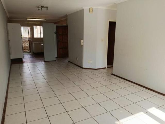 2 Bedroom Townhouse in Breaunanda