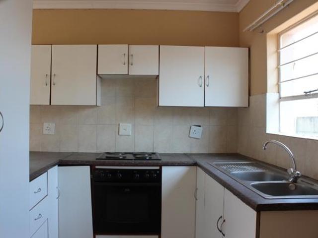 2 Bedroom Townhouse in Brits Central