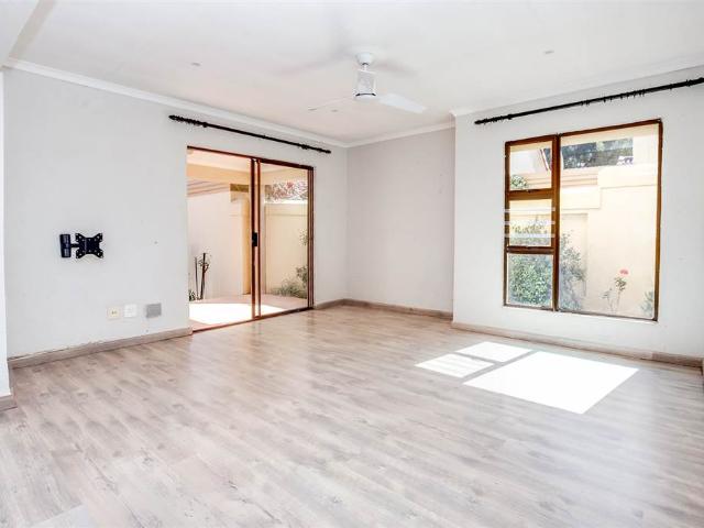 2 Bedroom Townhouse in Bryanston