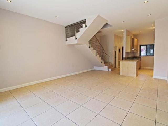2 Bedroom Townhouse in Bryanston