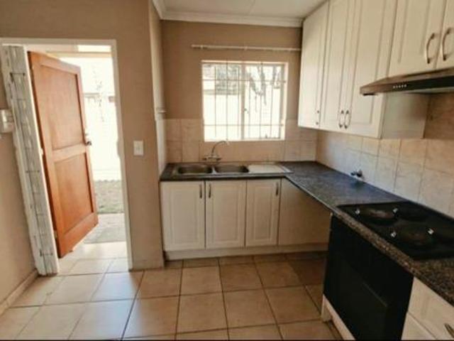 2 Bedroom Townhouse in Carlswald
