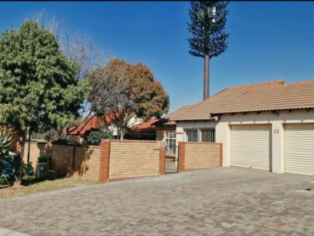 2 Bedroom Townhouse in Carlswald
