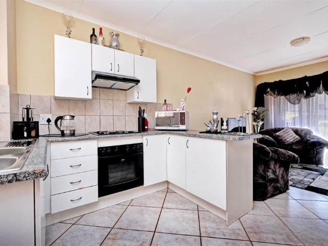2 Bedroom Townhouse in Chancliff Ridge