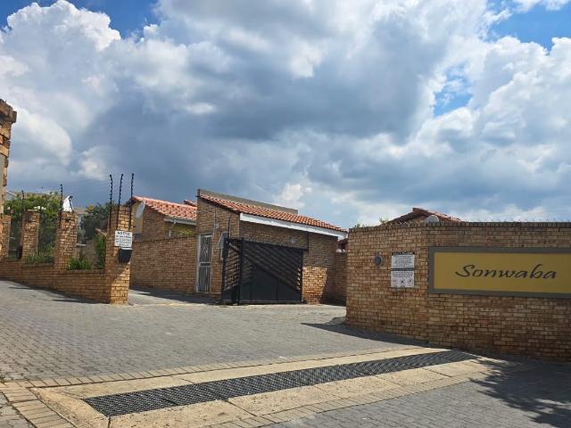2 Bedroom Townhouse in Cosmo City
