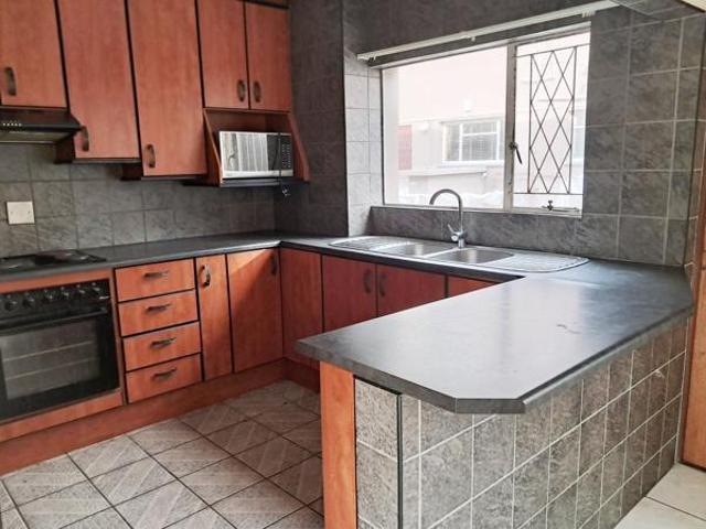 2 Bedroom Townhouse in Cotswold