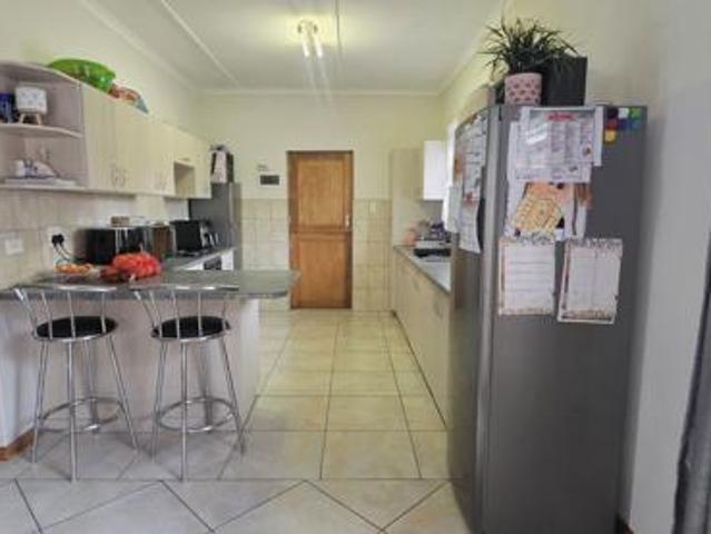2 Bedroom Townhouse in Cradock Nxuba