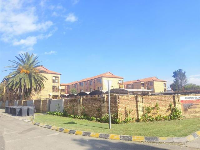 2 Bedroom Townhouse in Cruywagenpark