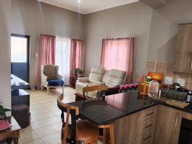 2 Bedroom Townhouse in De Land Estate