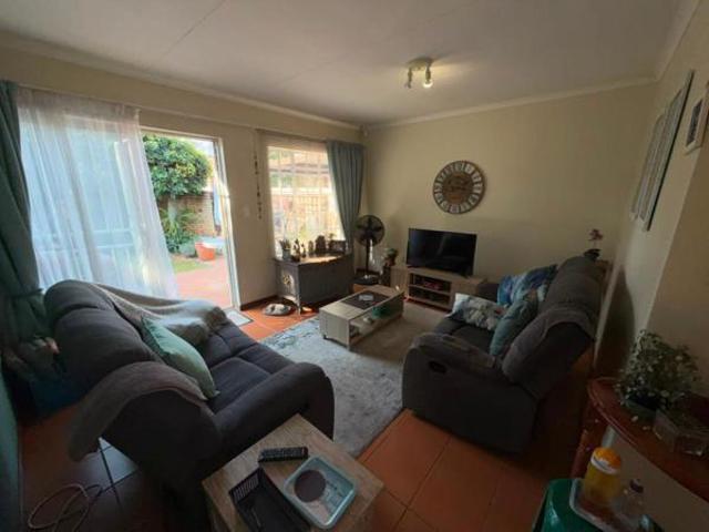 2 Bedroom Townhouse in Die Wilgers