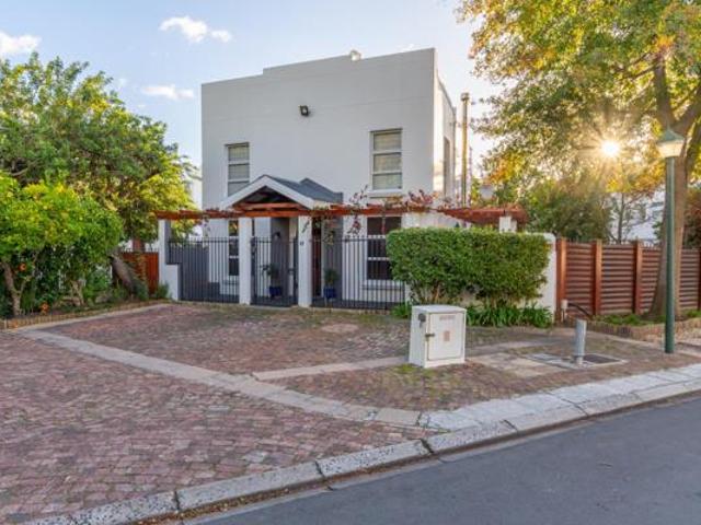 2 Bedroom Townhouse in Die Boord