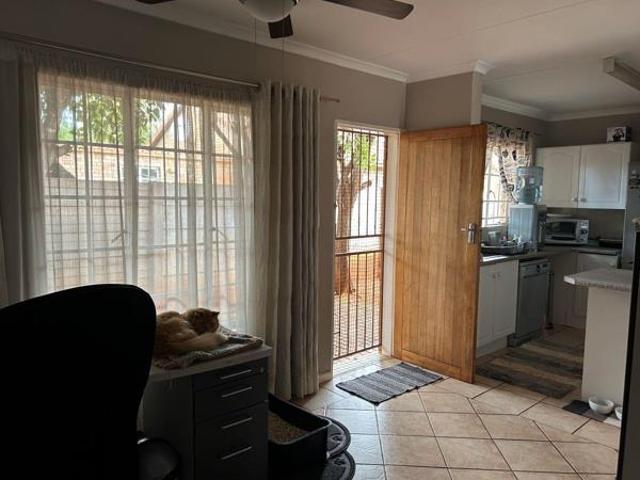 2 Bedroom Townhouse in Doornpoort