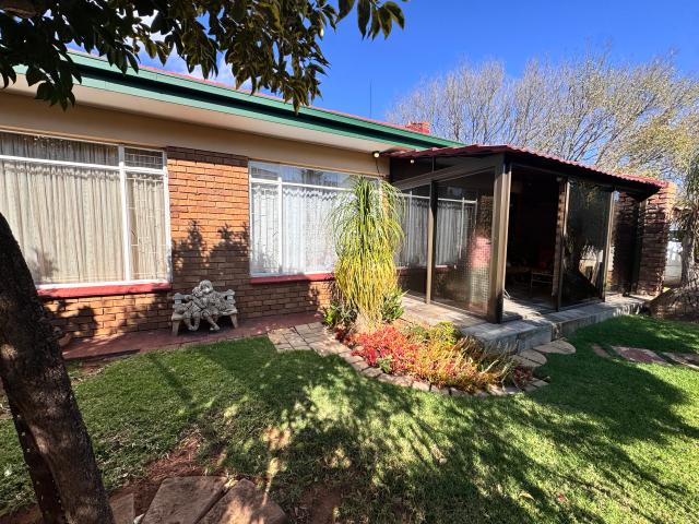 2 Bedroom Townhouse in Doringkruin