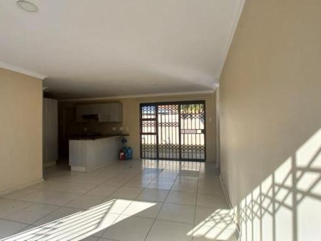 2 Bedroom Townhouse in Douglas Valley