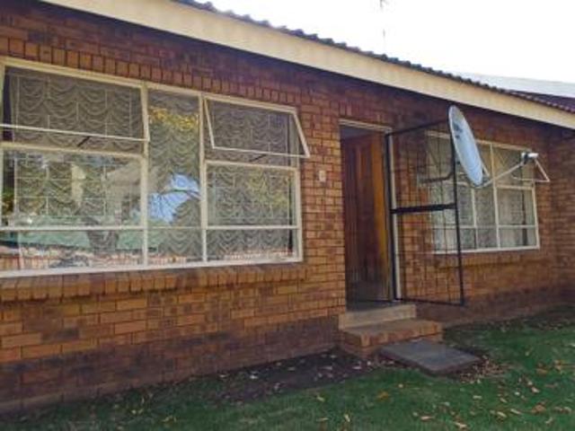 2 Bedroom Townhouse in Eureka
