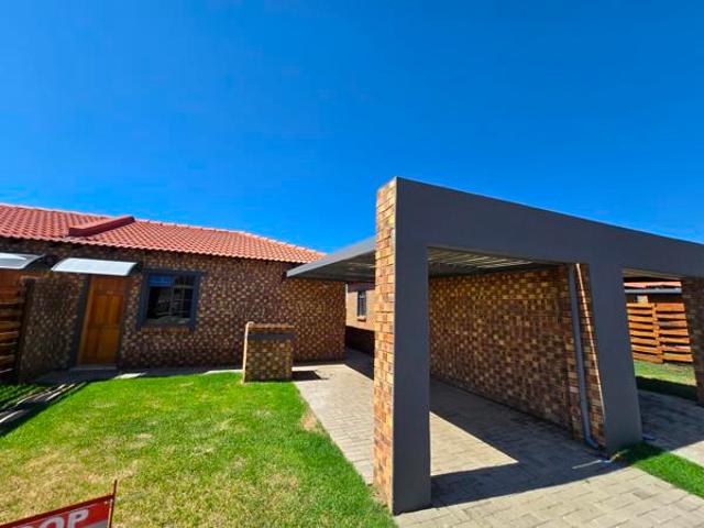 2 Bedroom Townhouse in Evander