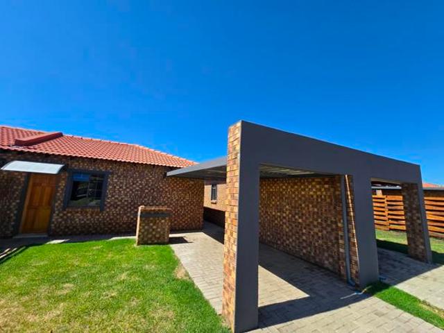 2 Bedroom Townhouse in Evander