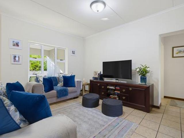 2 Bedroom Townhouse in Eagle Canyon Golf Estate