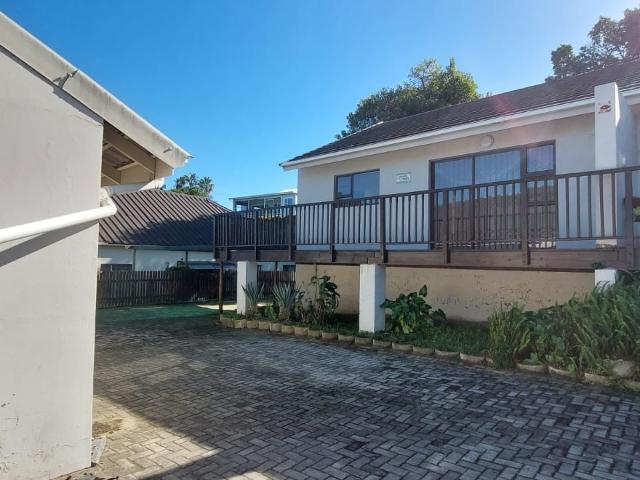 2 Bedroom Townhouse in East Bank
