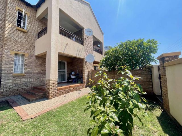 2 Bedroom Townhouse in Eco Park