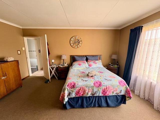 2 Bedroom Townhouse in Eike Park