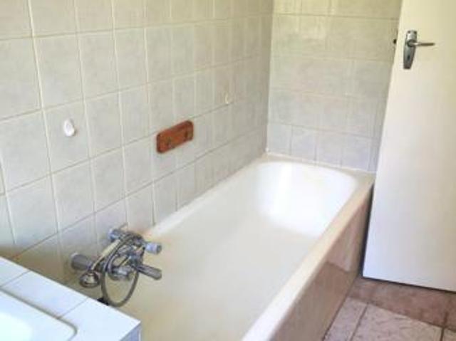 2 Bedroom Townhouse in Eldoraigne