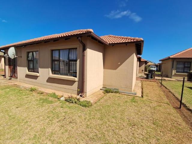 2 Bedroom Townhouse in Ellaton