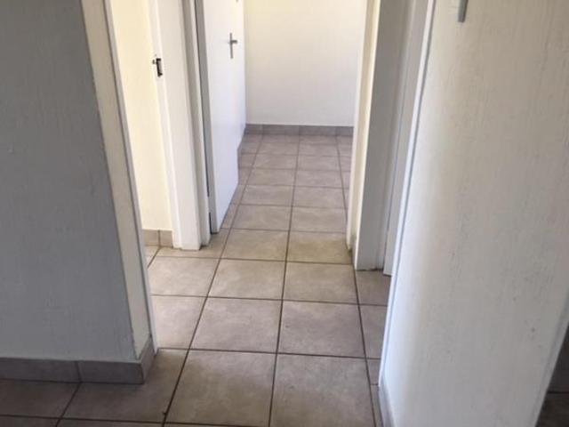 2 Bedroom Townhouse in Elspark
