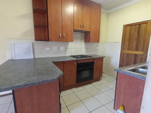 2 Bedroom Townhouse in Elspark