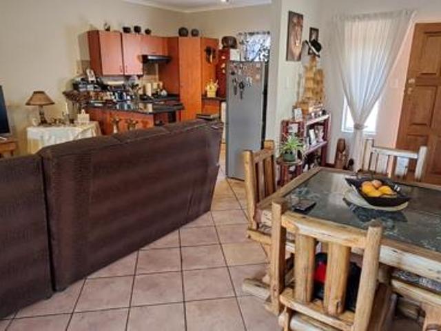 2 Bedroom Townhouse in Equestria