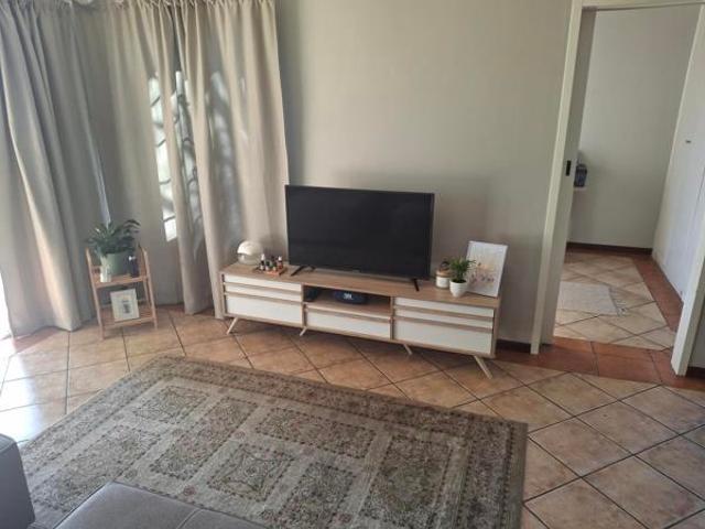 2 Bedroom Townhouse in Equestria