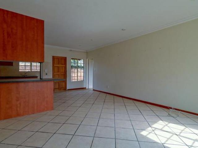 2 Bedroom Townhouse in Equestria