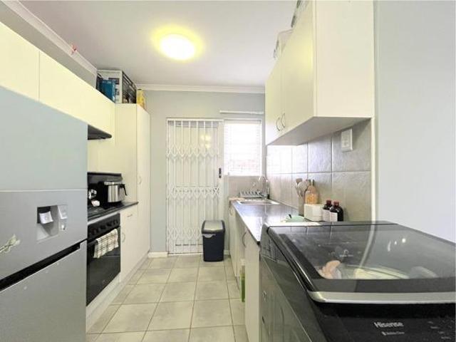2 Bedroom Townhouse in Fairview
