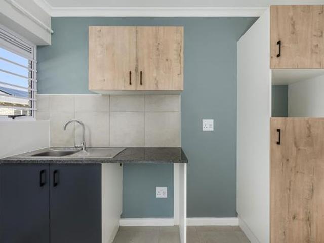 2 Bedroom Townhouse in Fairview