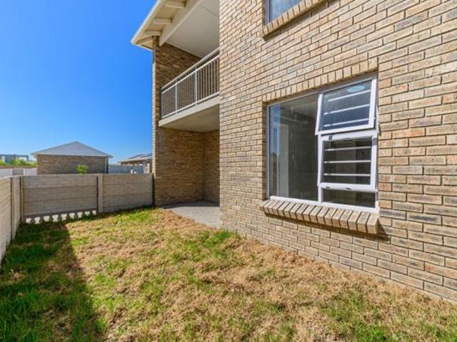 2 Bedroom Townhouse in Fairview