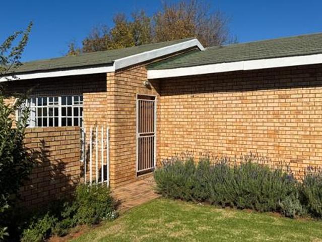 2 Bedroom Townhouse in Flamwood
