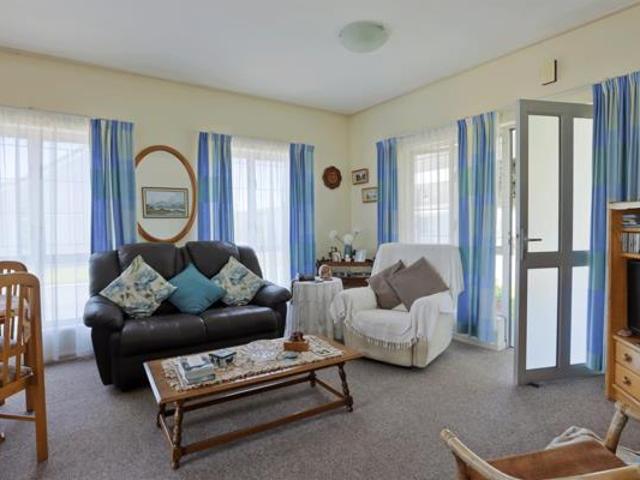 2 Bedroom Townhouse in Flamingo Vlei