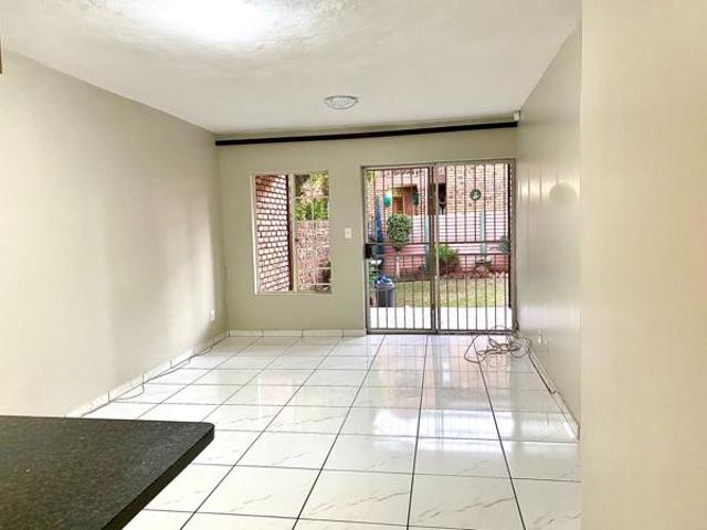 2 Bedroom Townhouse in Garsfontein