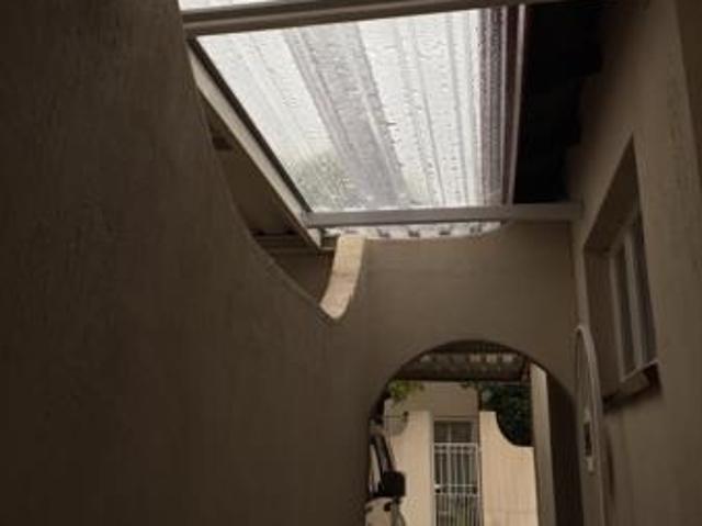 2 Bedroom Townhouse in Glen Marais
