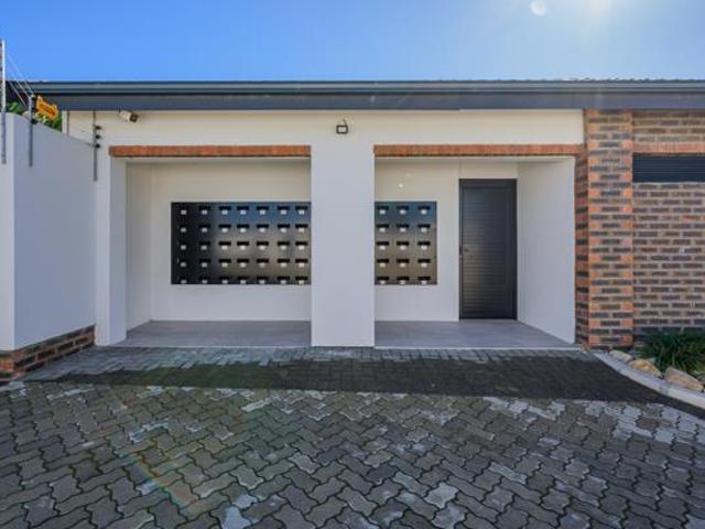 2 Bedroom Townhouse in Glenroy Park