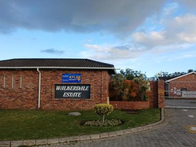 2 Bedroom Townhouse in Glenroy Park