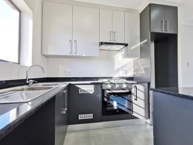 2 Bedroom Townhouse in Glenroy Park