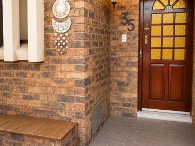 2 Bedroom Townhouse in Gonubie